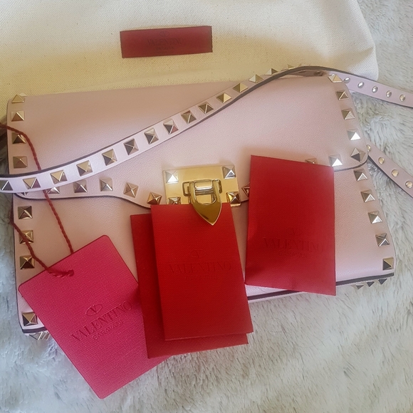 Valentino Garavani Rockstud Flap Bag - Picture 2 of 5